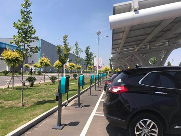 車樁比要從2.5:1提到1:1，國常會力挺的這個市場或?qū)⑻舸罅? />
						</div>
					</div>
					<div   id=